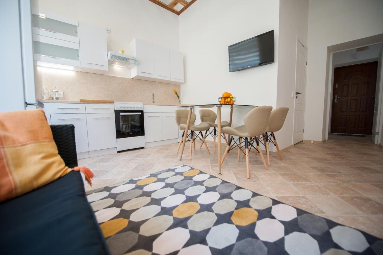 Romantic New 2 Bedroom Vilnius Best Location Exterior photo
