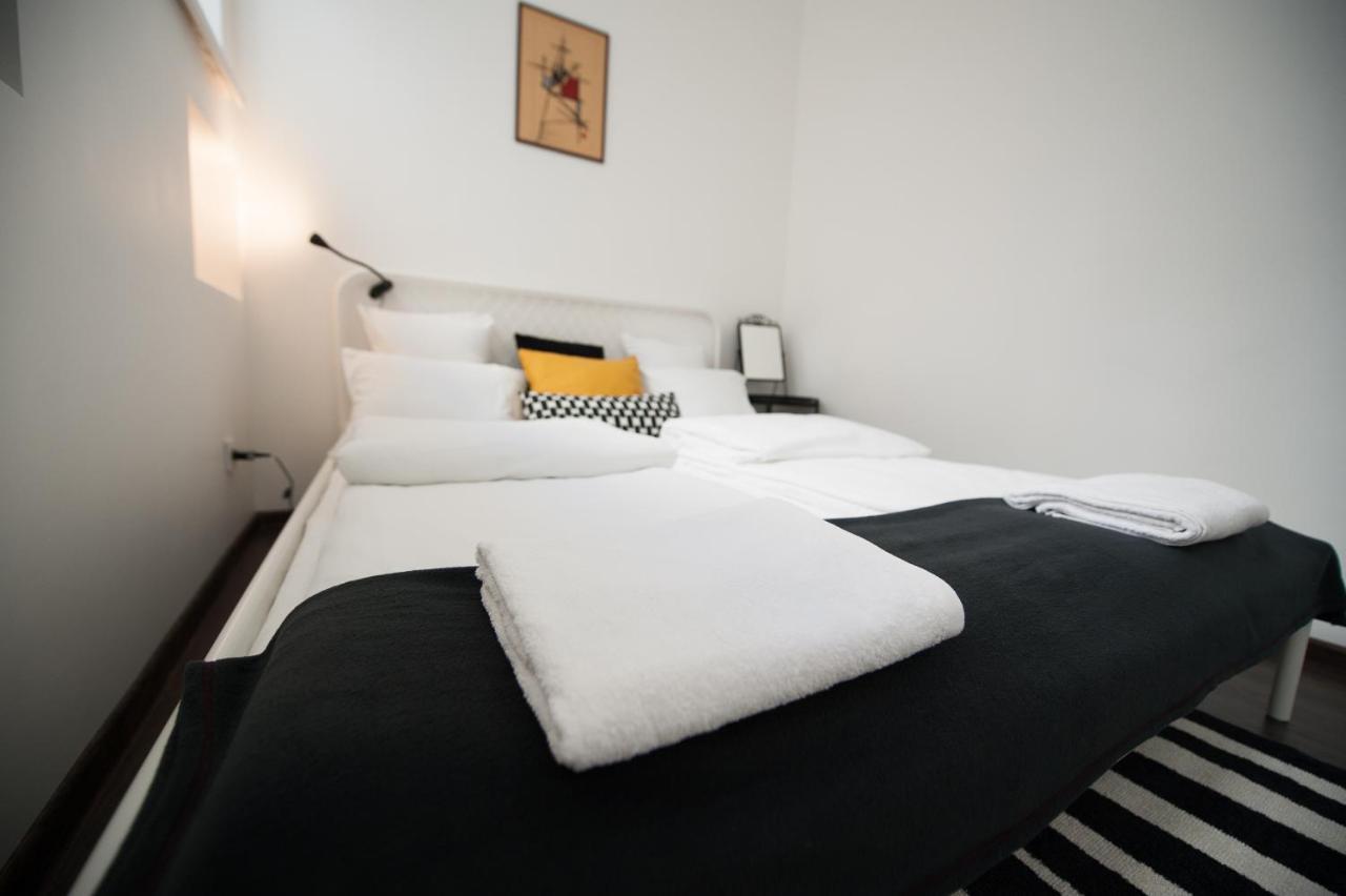 Romantic New 2 Bedroom Vilnius Best Location Exterior photo